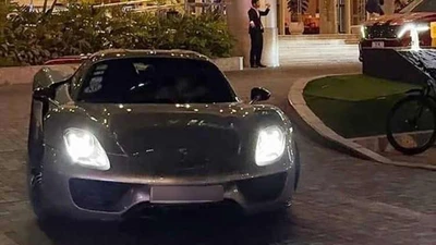 Porsche 918 Spyder của tỷ phú đô la Việt Nam bất ngờ tái xuất