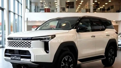 Đây có thể là Toyota Fortuner thế hệ mới, nâng cấp hiện đại hơn