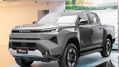 Toyota Hilux 2026 thuần điện ra mắt, sạc đầy chạy 258km