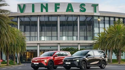 VinFast VF MPV 7 giá lăn bánh gây sốc, thấp hơn mức niêm yết