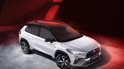 Tận mục Toyota Corolla Cross HEV GR Sport 2026 từ 980 triệu đồng