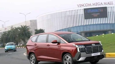 Hyundai Stargazer2026 "giá mềm" lộ diện lăn bánh tại Việt Nam