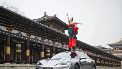 Tận mục Yangwang U7 2026 - chạy tới hơn 1.000 km, kèm sạc siêu nhanh