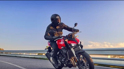 Honda tại Việt Nam triệu hồi xe môtô CB1000 Hornet 2025 lỗi động cơ