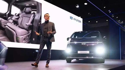 Hyundai Staria EV 2026 mới được vén màn tại triển lãm ôtô Brussels