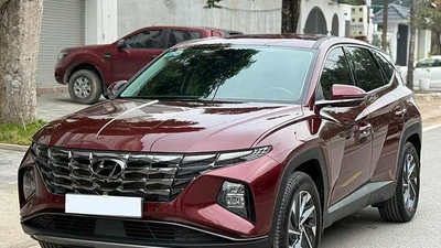 Hyundai Tucson chạy 3 năm, ODO 14.000km, giá 785 triệu có nên mua?