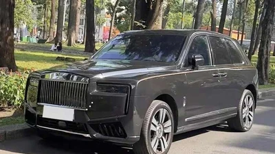 Rolls-Royce Cullinan Series II không dưới 50 tỷ đồng lăn bánh tại Tp.HCM