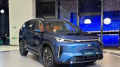 Geely Galaxy M7 ra mắt - SUV cỡ trung "uống" chỉ 3,35 lít xăng/100 km