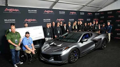 Chiếc Chevrolet Corvette ZR1X VIN 001 bán được tới hơn 64 tỷ đồng