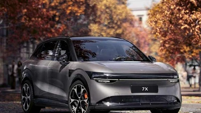 "Soi" Zeekr 7X - SUV điện giá 1 tỷ đồng, sở hữu nội thất như xe sang
