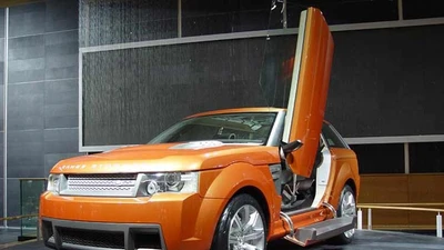Land Rover Stormer - chiếc Range Rover cửa cắt kéo duy nhất được sản xuất