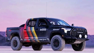 Toyota sắp ra mắt bán tải hiệu suất cao "đối đầu" Ford F-150 Raptor