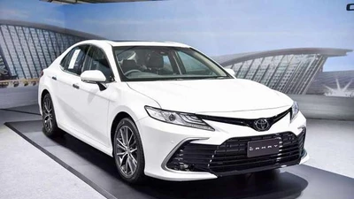Hơn 2.000 xe sedan Toyota Camry bị triệu hồi tại Việt Nam