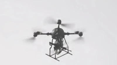 UAV Trung Quốc gắn súng trường có khả năng bách phát bách trúng