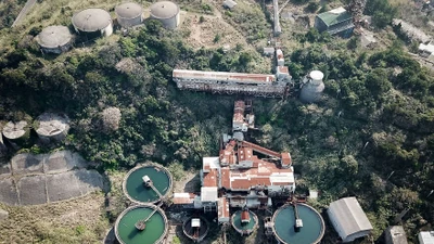 Đột nhập hòn đảo gần như bị bỏ hoang ở Nhật Bản