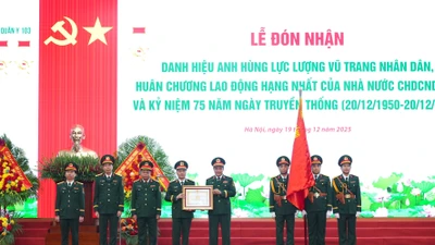 Bệnh viện Quân y 103 đón nhận danh hiệu Anh hùng LLVT nhân dân lần thứ tư
