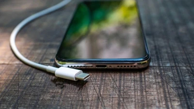 Không phải phụ kiện USB nào cũng an toàn cho điện thoại 