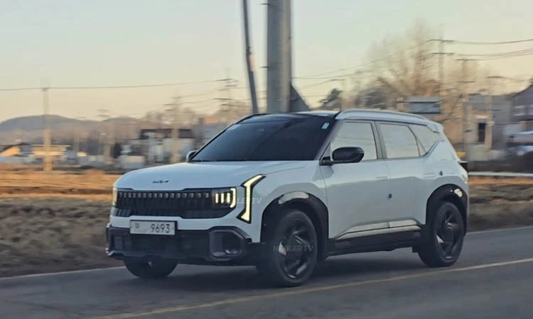 Kia Seltos thế hệ mới lăn bánh ngoài đời thực