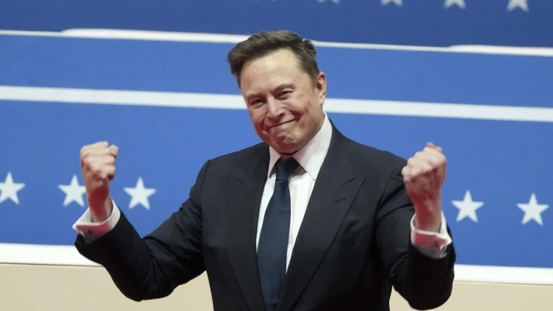 Xuất hiện tỷ phú sở hữu 600 tỷ USD đầu tiên trên thế giới