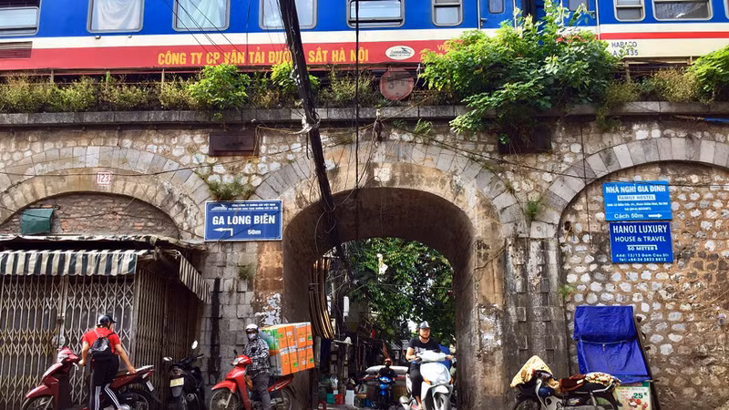Kế hoạch biến vòm cầu Phùng Hưng thành trung tâm di sản và văn hóa