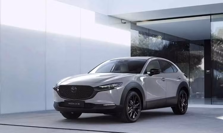 Ra mắt Mazda CX-30 2027 từ 34.700 USD - thêm đèn Matrix LED, hộp số sàn