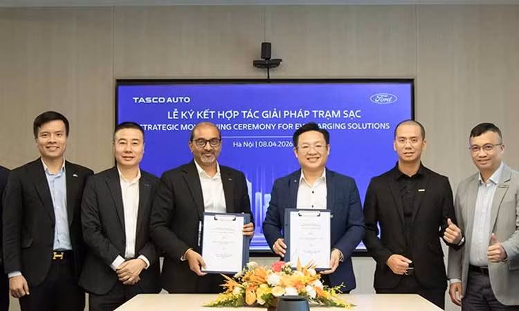 Ford Việt Nam bắt tay Tasco Auto mở rộng hạ tầng trạm sạc ôtô điện