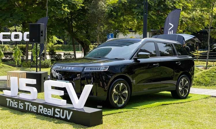 Jaecoo J5 EV sắp về Việt Nam gây sốt tại Indonesia với hơn 7.000 xe bán ra