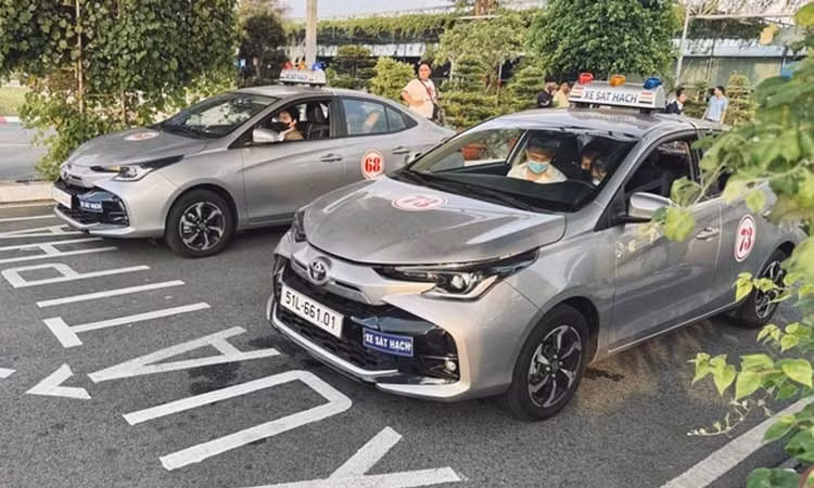 Thi bằng lái xe phải xác thực khuôn mặt và định danh điện tử từ 1/7/2026