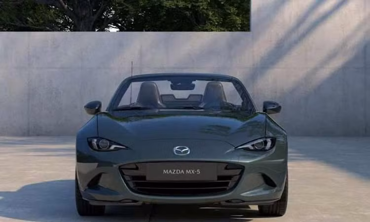 Chưa bán ra tại Việt Nam, Mazda đã có MX-5 2027 nâng cấp mới