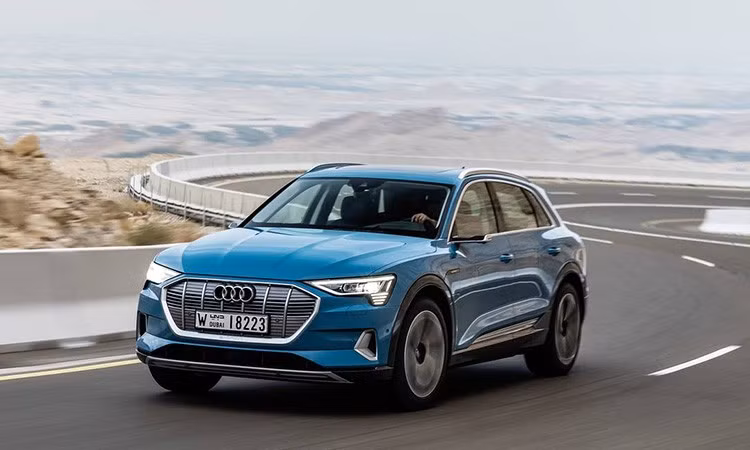 Audi e-Tron dính an triệu hồi do chân phanh mất tác dụng