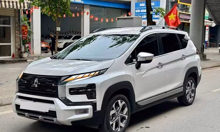 Có nên mua Mitsubishi Xpander Cross 2024 chạy hơn 20.000km chỉ 595 triệu?