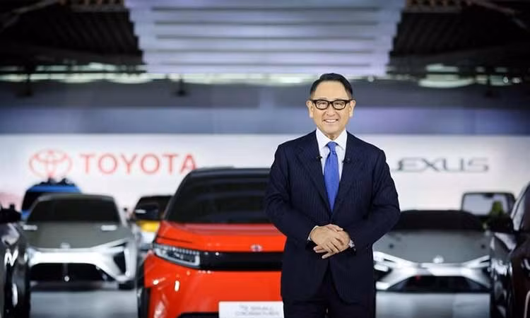 Chủ tịch Toyota - nỗi lo lớn nhất là một tương lai chỉ có ôtô điện