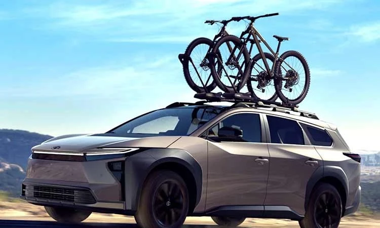 Toyota bZ Woodland 2026 ra mắt - xe SUV điện chạy được 452 km/sạc