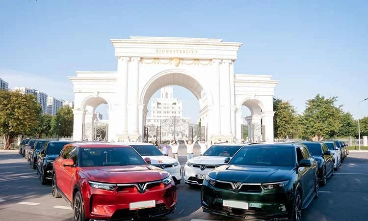 Người dùng quan tâm đến xe điện nhiều hơn vì giá xăng dầu "nhảy múa"