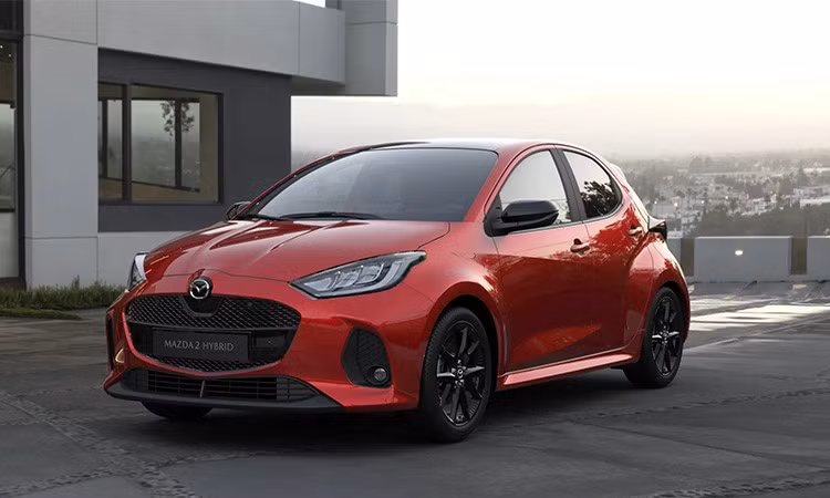 Mazda2 Hybrid 2026 ra mắt - xe "giá mềm" có tính năng ADAS