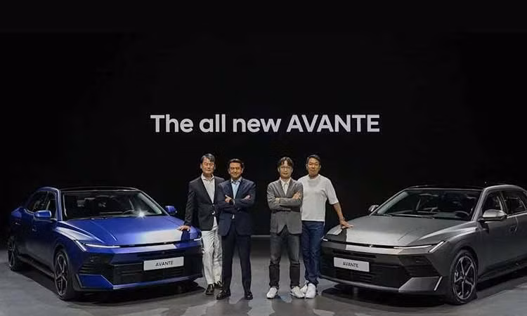 Mục sở thị Hyundai Elantra 2027 "bằng xương bằng thịt" vừa ra mắt