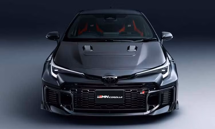 Mục sở thị Toyota GRMN Corolla gần 1,7 tỷ đồng - xe đắt nhất dòng Corolla