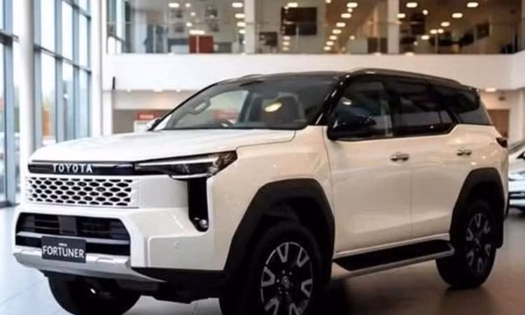 Toyota rục rịch xây nhà máy lắp ráp bán tải Hilux và SUV Fortuner tại Lào