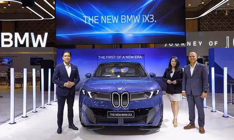 BMW iX3 2026 ra mắt Đông Nam Á - chạy 805 km/sạc, giá 3,3 tỷ đồng