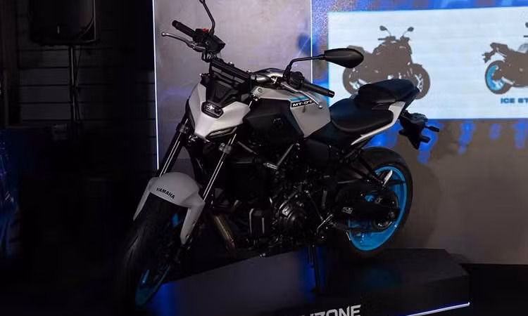 Yamaha MT-07 mới từ 239 triệu tại Việt Nam, có gì "cạnh tranh" Honda CB650R?