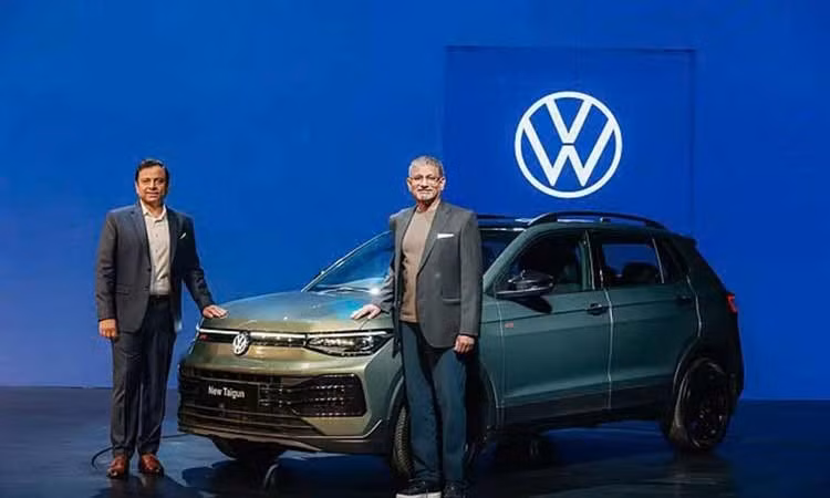 Volkswagen Taigun 2026 ra mắt - thêm cửa sổ trời, hộp số tự động 8 cấp