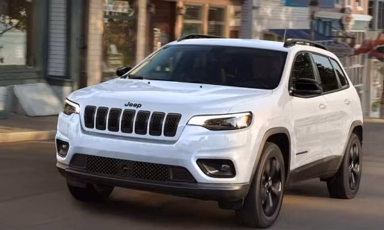 Hơn 61.000 xe Jeep Cherokee vì lỗi hệ truyền động gây nguy hiểm