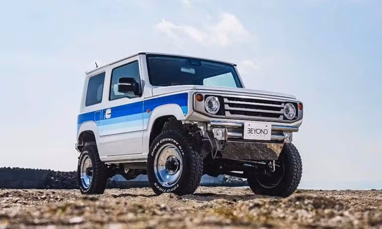 Suzuki Jimny gây sốc, "biến hình" đẹp hơn Toyota Land Cruiser 70