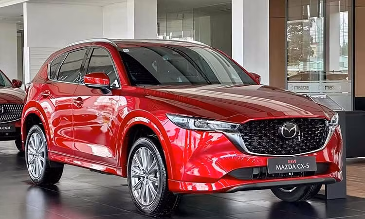 Mazda CX-5 giảm giá còn từ 671 triệu, rẻ ngang SUV cỡ B tại Việt Nam