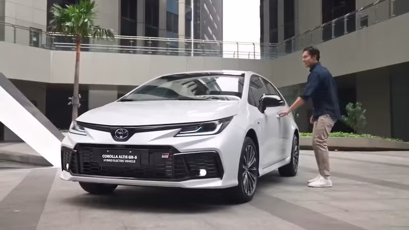 Toyota Corolla Altis HEV 2026 từ 640 triệu tại Đông Nam Á, chờ về Việt Nam