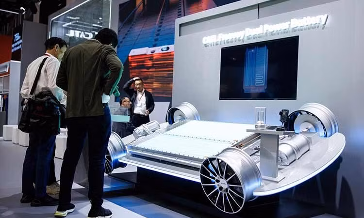 Ngành công nghiệp xe điện “dậy sóng” với pin chạy 1.000km, dưới 7 phút/sạc