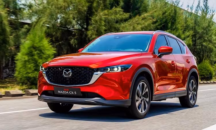 Mazda CX-5 đang giảm đến 69 triệu đồng, khởi điểm rẻ ngang SUV cỡ B