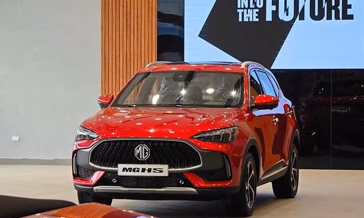 MG HS đang giảm giá mạnh tay, lên tới gần 200 triệu đồng tại đại lý 