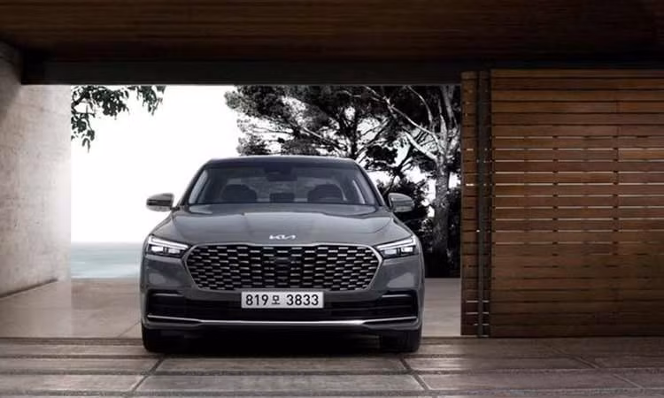 K9 - sedan đầu bảng của Kia cạnh tranh Mercedes S-Class bị khai tử
