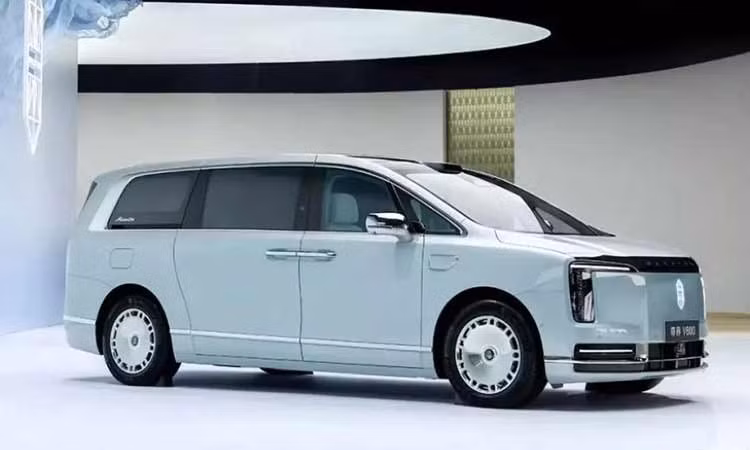 Maextro V800 hạng sang giá từ 2,7 tỷ đồng có gì cạnh tranh Toyota Alphard?